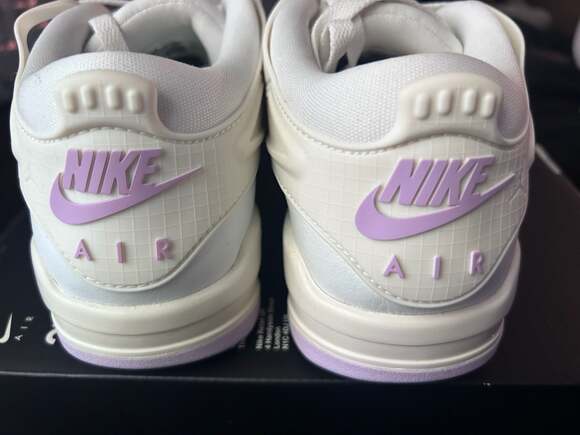New Nike Women's Air Jordan 4 RM 'Sail/Doll' IB7408-133 size 7.5 - Picture 2 of 8